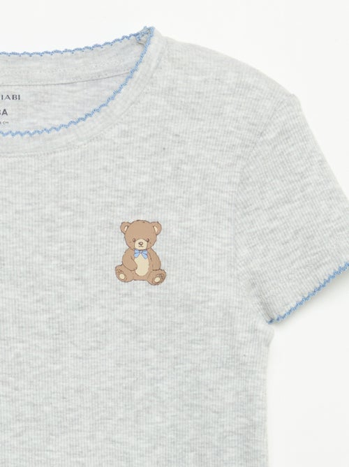 2-delige pyjama - T-shirt met korte mouwen + gestreepte broek - Kiabi 2-delige pyjama - T-shirt met korte mouwen + gestreepte broek - Kiabi