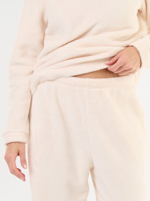 2-delige pyjamaset van fleece: T-shirt en broek - Kiabi 2-delige pyjamaset van fleece: T-shirt en broek - Kiabi