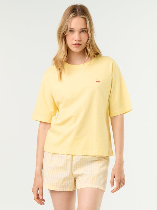 2-delige pyjamaset van katoenjersey - T-shirt + short - Kiabi 2-delige pyjamaset van katoenjersey - T-shirt + short - Kiabi