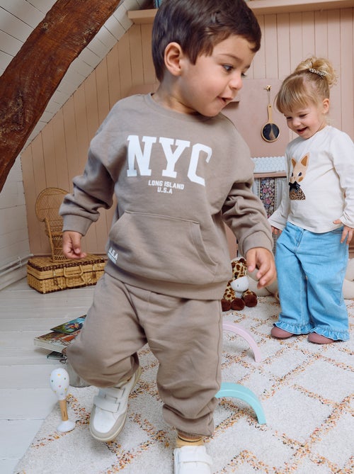 2-delige set - sweatshirt + joggingbroek - Kiabi 2-delige set - sweatshirt + joggingbroek - Kiabi