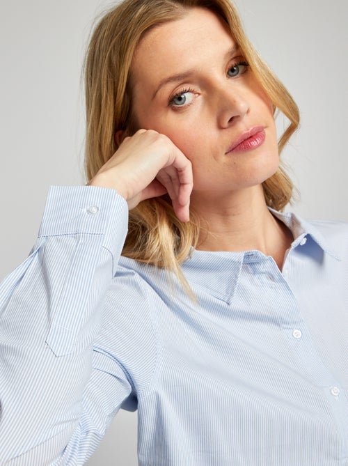 Aansluitende blouse met Italiaanse kraag - Kiabi Aansluitende blouse met Italiaanse kraag - Kiabi