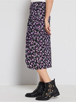 Damesmode maat 34-48 - Aansluitende jurk met bloemenprint en fronsjes - Kiabi