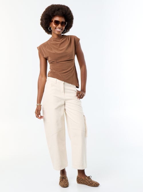 Asymmetrisch mouwloos T-shirt - Kiabi Asymmetrisch mouwloos T-shirt - Kiabi