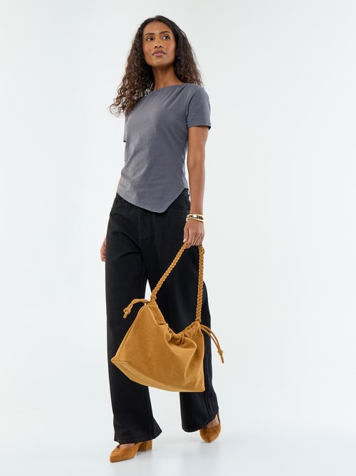 Asymmetrisch T-shirt met korte mouwen - Kiabi Asymmetrisch T-shirt met korte mouwen - Kiabi