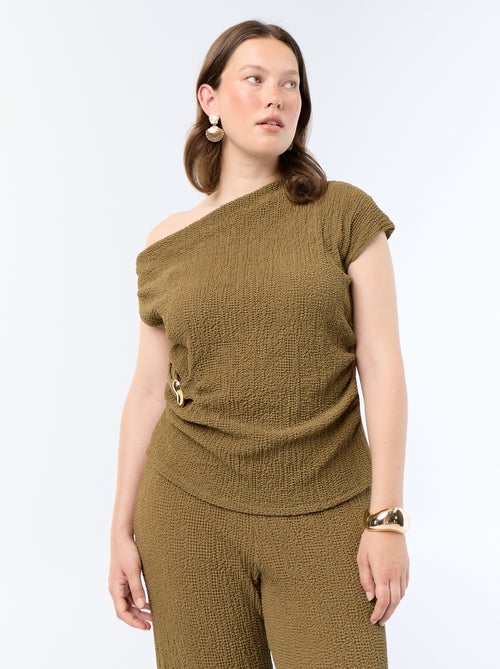 Asymmetrische top van crinkle-stof met goudkleurig sieraad - Kiabi Asymmetrische top van crinkle-stof met goudkleurig sieraad - Kiabi