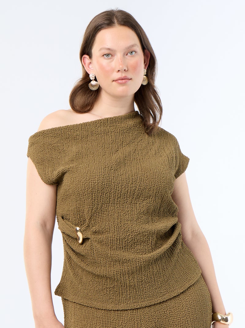 Asymmetrische top van crinkle-stof met goudkleurig sieraad Kaki - Kiabi