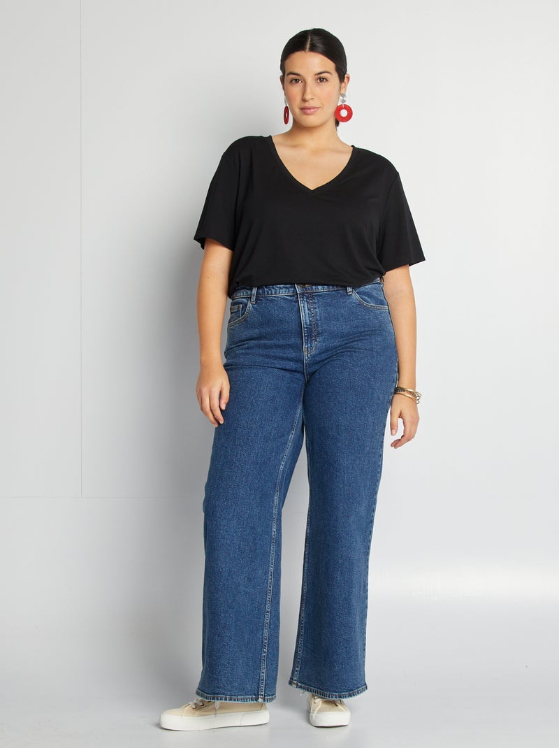 Basic, effen T-shirt met V-hals zwart - Kiabi