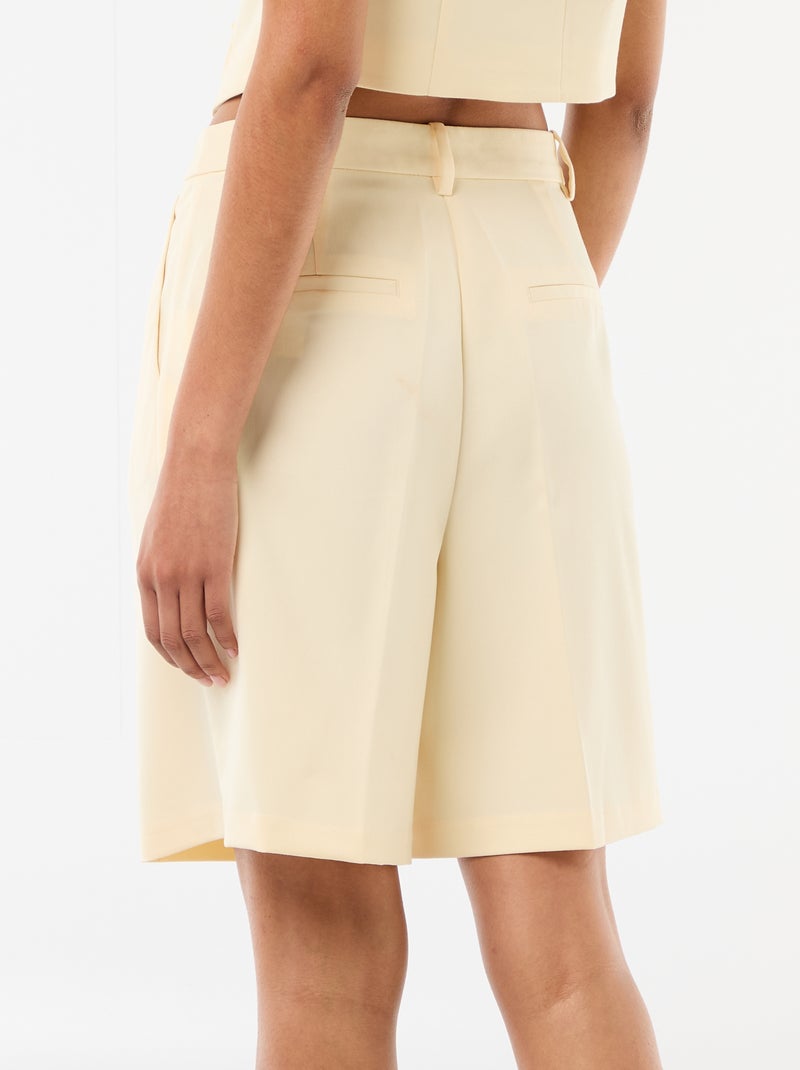 Bermuda met plooien en hoge taille Geel - Kiabi