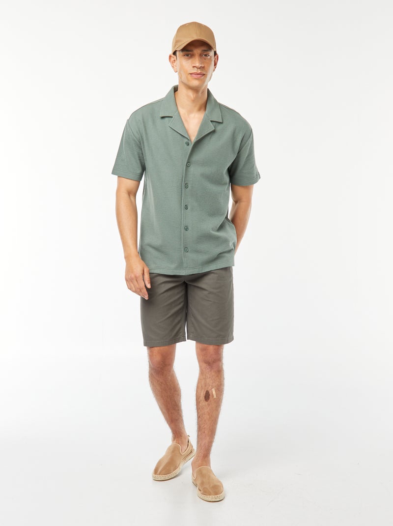 Bermuda van effen keperstof Kaki - Kiabi