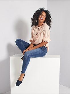 Blouse met borduurwerk - Kiabi