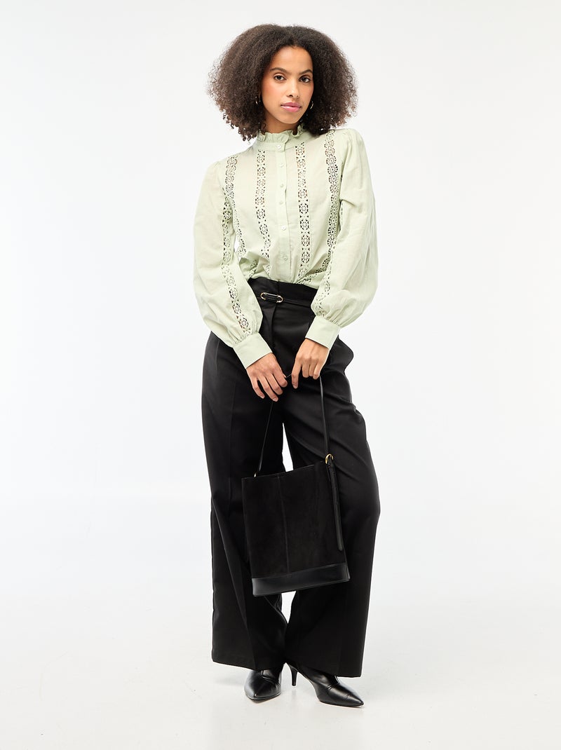 Blouse met broderie anglaise en ruchekraag Groen - Kiabi