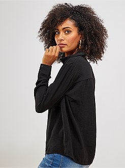 Blouse met een platte kraag en borstzak - Kiabi