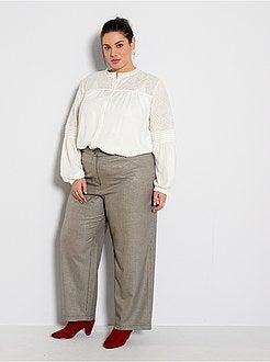 Blouse met geborduurd inzetstuk - Kiabi