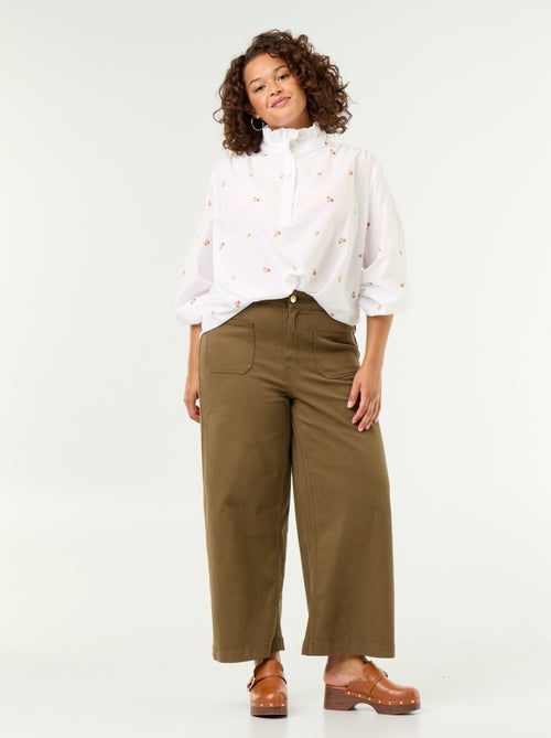 Blouse met geborduurde bloemen en opstaande kraag - Kiabi