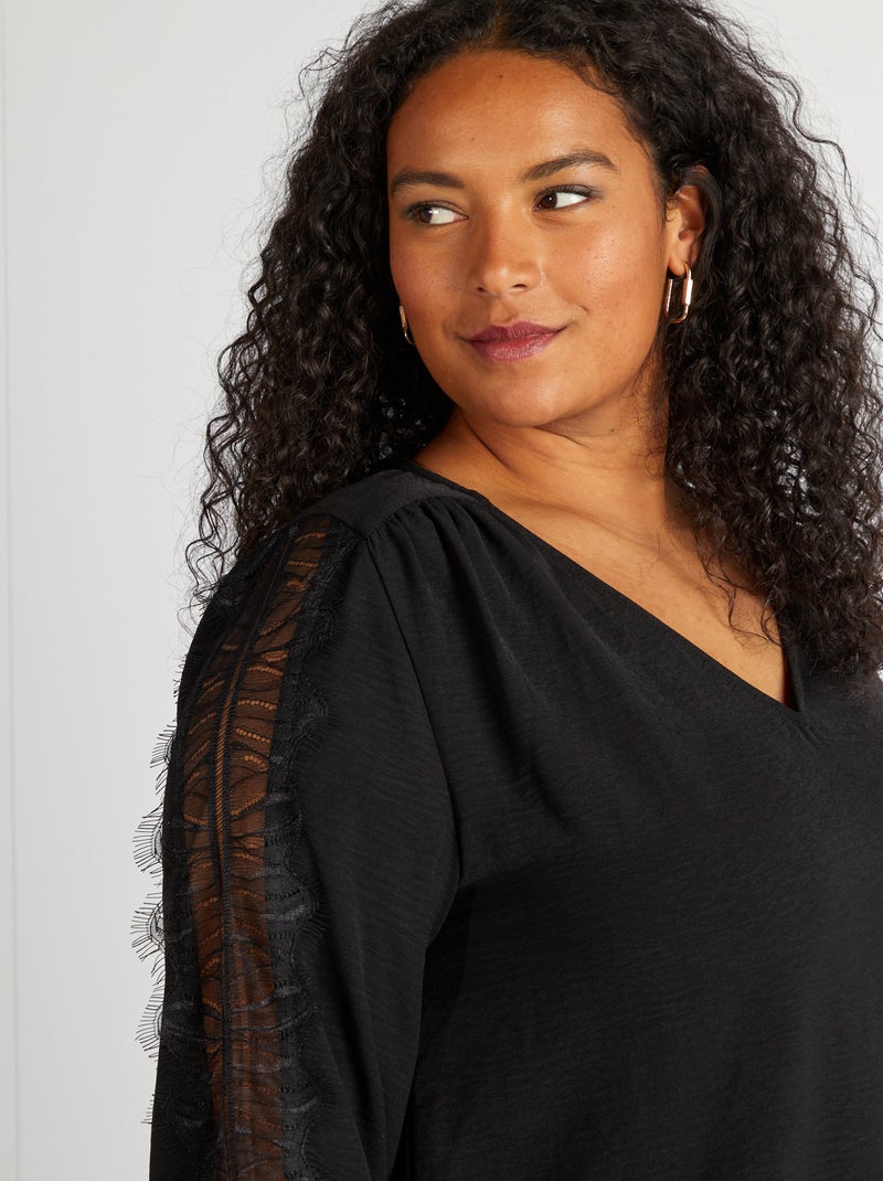Blouse met kant aan de mouwen zwart - Kiabi