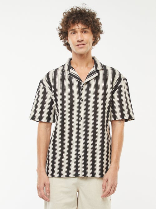 Blouse met korte mouw en fantaisiemotiefje - Kiabi