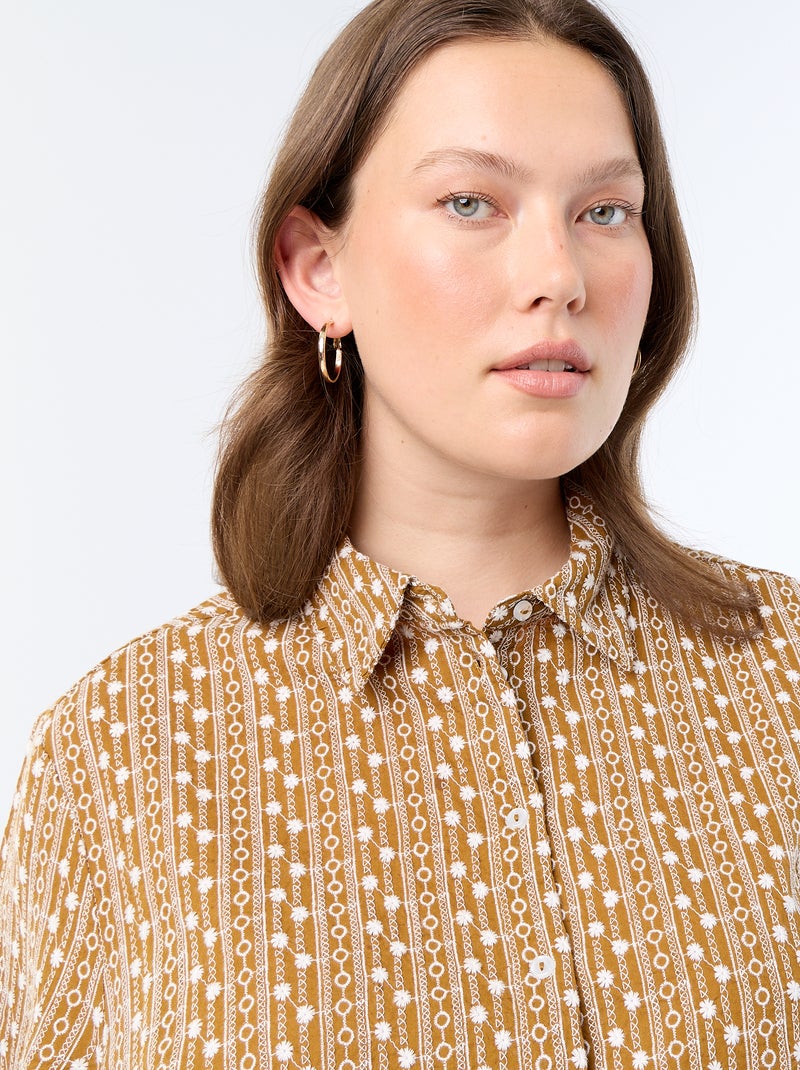 Blouse met korte mouwen en geborduurde print Bruin - Kiabi