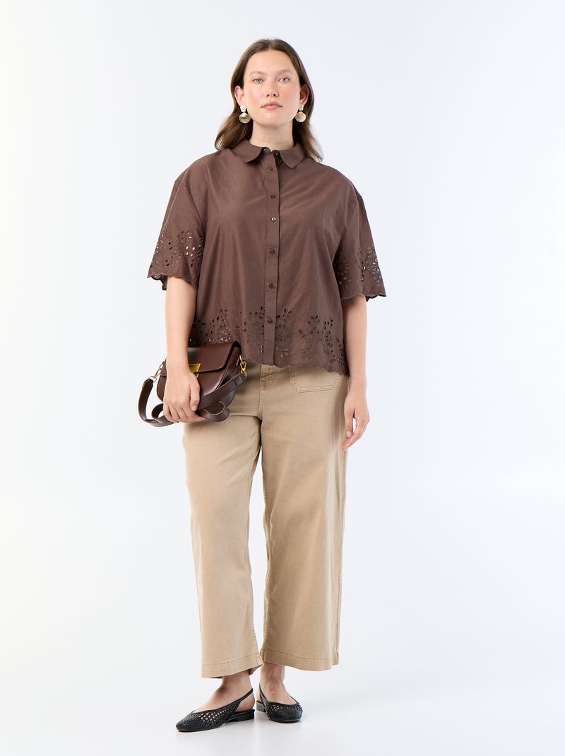 Blouse met korte mouwen en opengewerkte borduursels Bruin - Kiabi