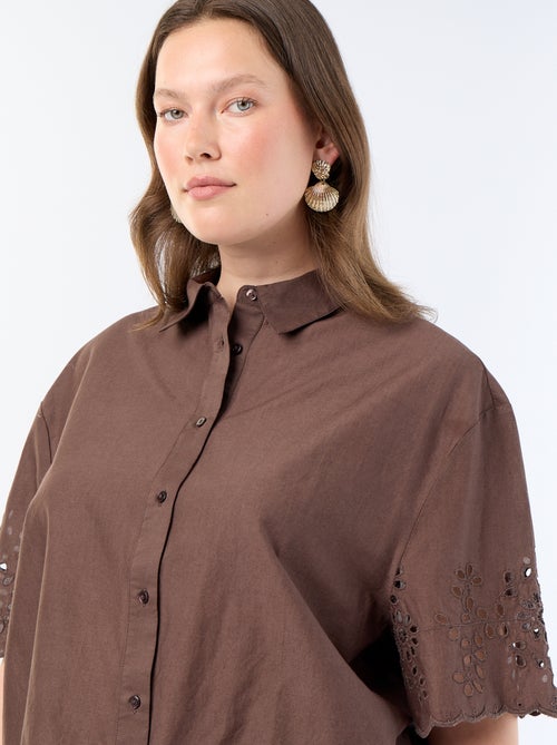 Blouse met korte mouwen en opengewerkte borduursels - Kiabi