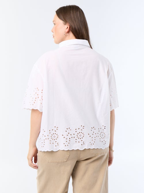 Blouse met korte mouwen en opengewerkte borduursels - Kiabi