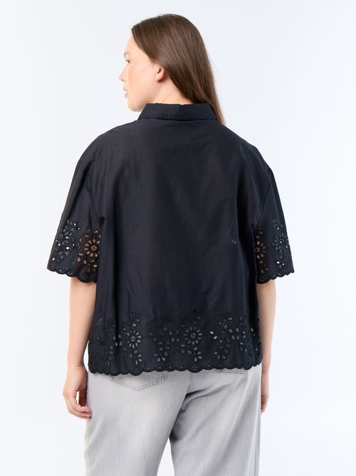 Blouse met korte mouwen en opengewerkte borduursels - Kiabi