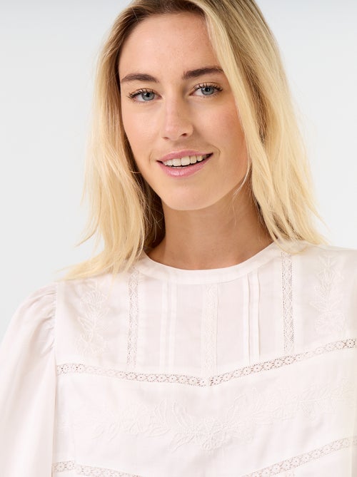 Blouse met lange mouwen en borduursels - Kiabi