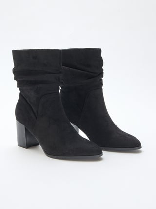 Boots van suèdine met geplooid effect