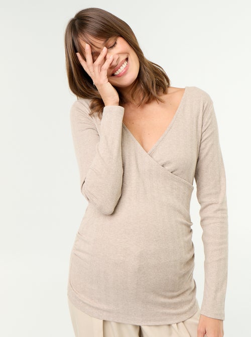 Borstvoeding T-shirt met cache-coeurhals - Kiabi Borstvoeding T-shirt met cache-coeurhals - Kiabi
