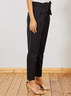 Broek in wortelmodel met een riem - Kiabi