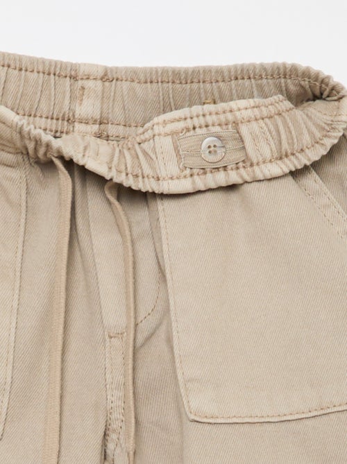 Broek met rechthoekige zakken - Aansluitende pasvorm - Kiabi