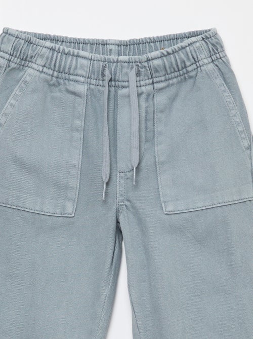 Broek met rechthoekige zakken - Aansluitende pasvorm - Kiabi