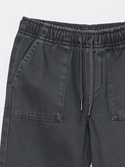 Broek met rechthoekige zakken - Aansluitende pasvorm - Kiabi