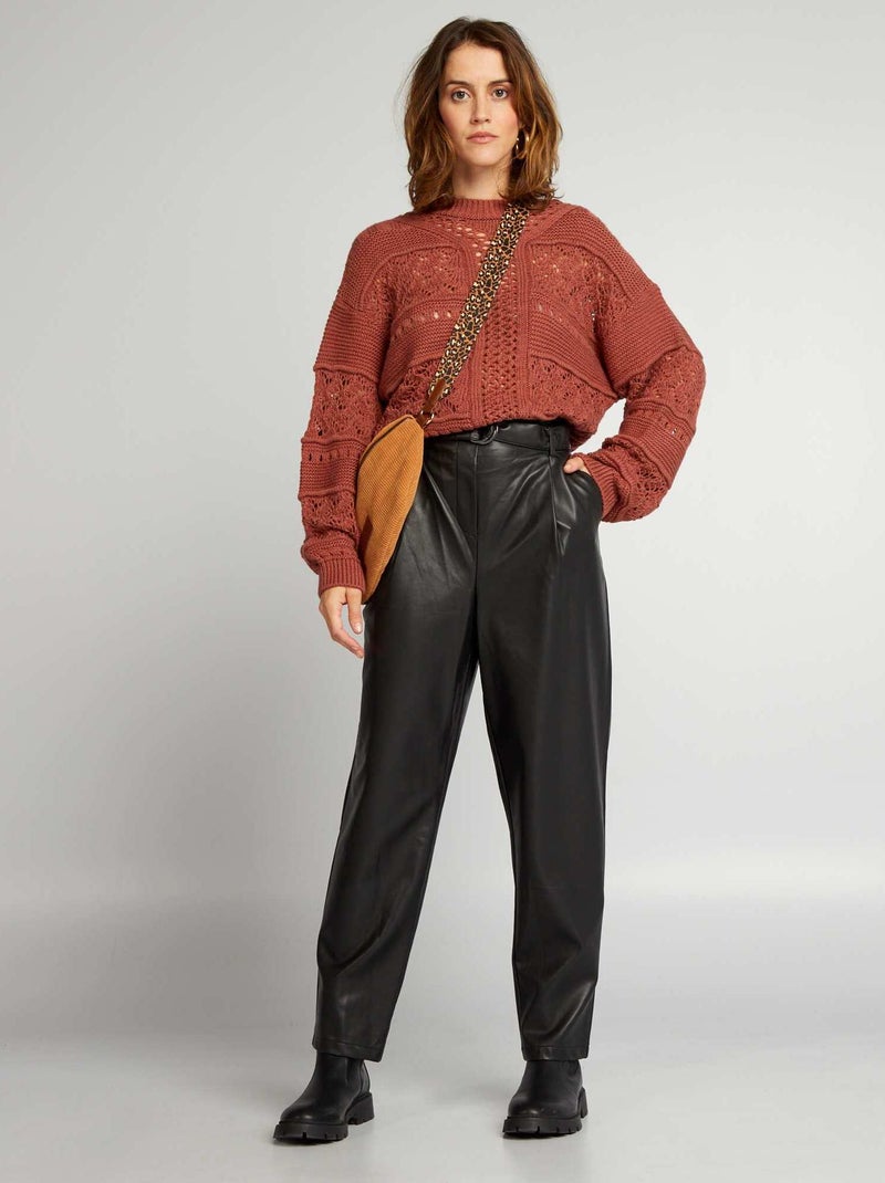 Broek van imitatieleer met riem ZWART - Kiabi