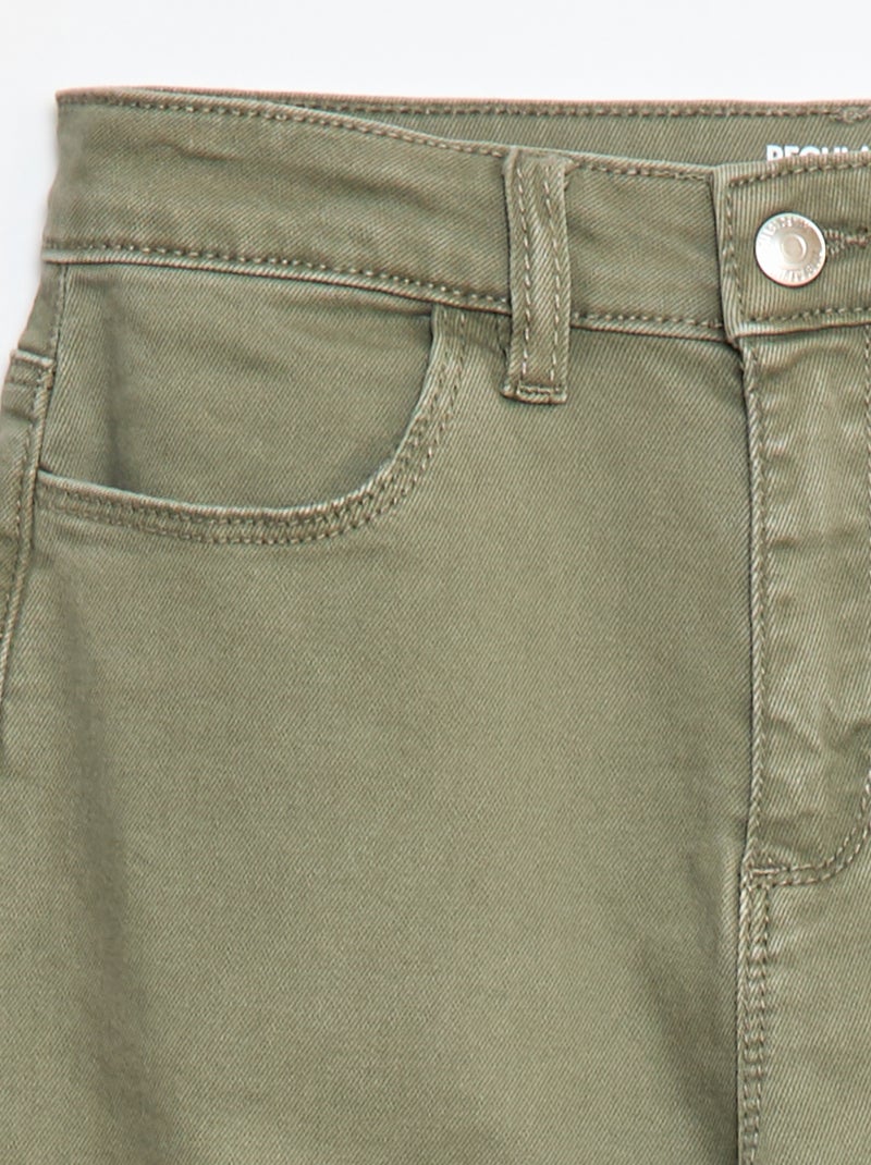 Broek van twill met drukknoopsluiting Comfortabel model Groen - Kiabi
