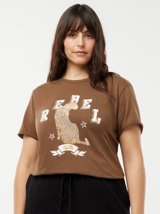 Carmakoma-T-shirt met een print met een luipaard