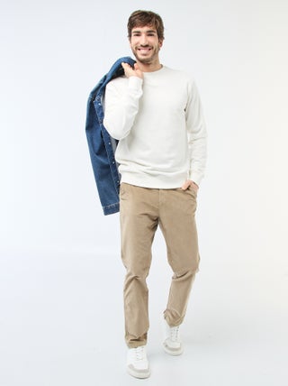 Chino van ribfluweel met standaard taille