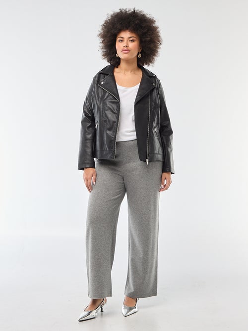 Comfortabele broek van ribstof - Kiabi Comfortabele broek van ribstof - Kiabi