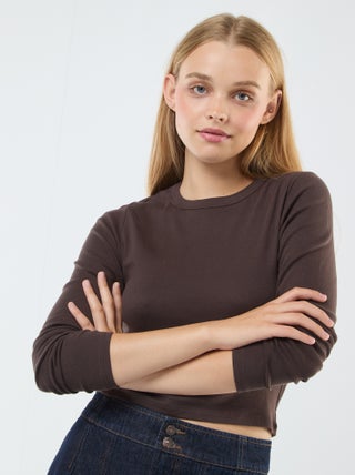 Cropped basic T-shirt
