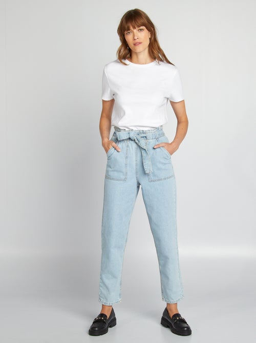 Denim mom-fit broek met knoopceintuur - Kiabi