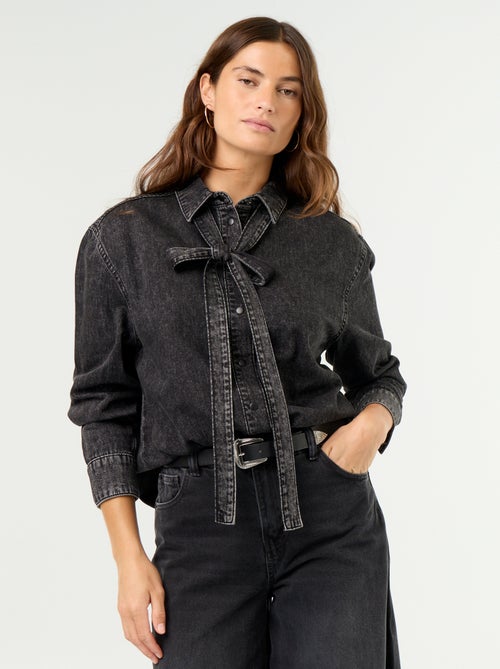 Denim overhemd met lavallièrekraag - Kiabi Denim overhemd met lavallièrekraag - Kiabi
