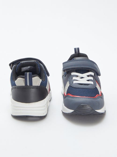 Driekleurige sneakers met klittenband en veters - Kiabi