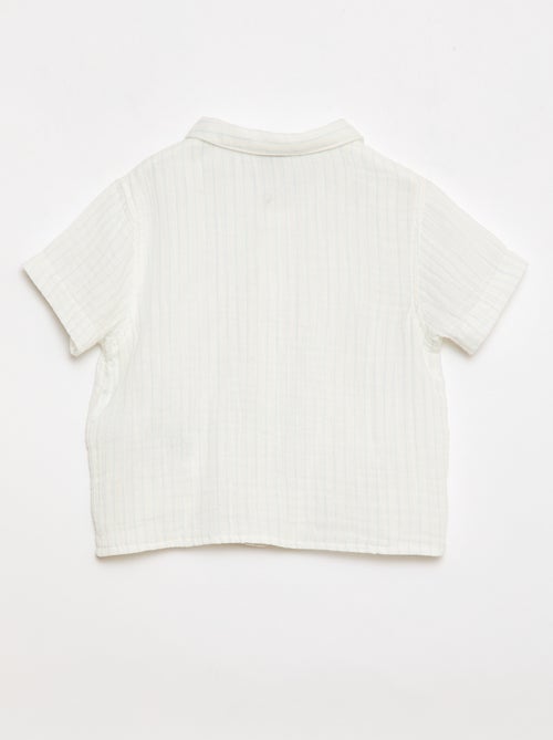 Een tweedelige set hemd + short - Kiabi