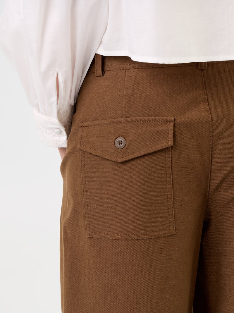 Effen broek met wijde pasvorm Bruin - Kiabi