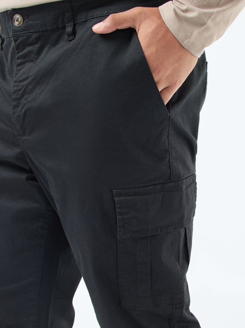 Effen broek met zakken en riemlussen zwart - Kiabi