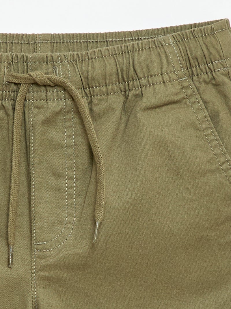 Effen chino bermuda met trekkoordjes Groen - Kiabi