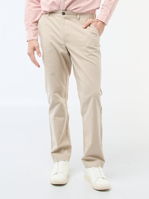 Effen chino met standaard taille - Kiabi