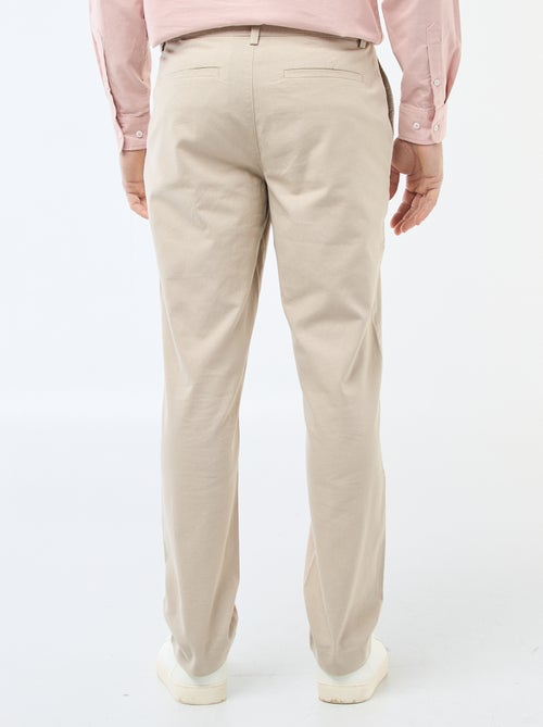 Effen chino met standaard taille - Kiabi