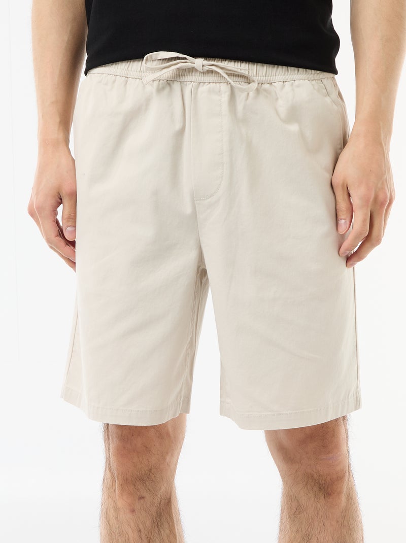 Effen chino short Grijs - Kiabi