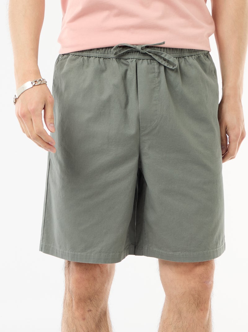 Effen chino short Groen - Kiabi