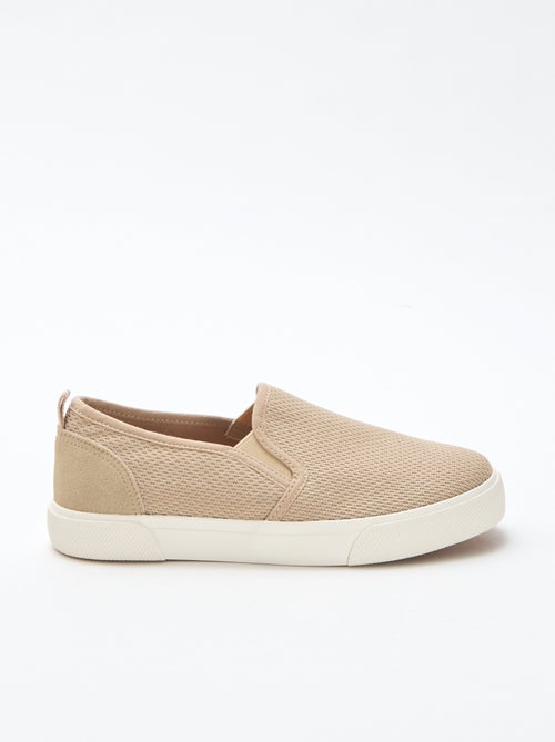 Effen lage sneakers van mesh | Slip-onmodel - Kiabi
